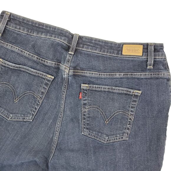 LEVI'S 580 Jeans Womens 18 Blue Boot Cut Denim Outdoor Plus Size Casual - Picture 6 of 7